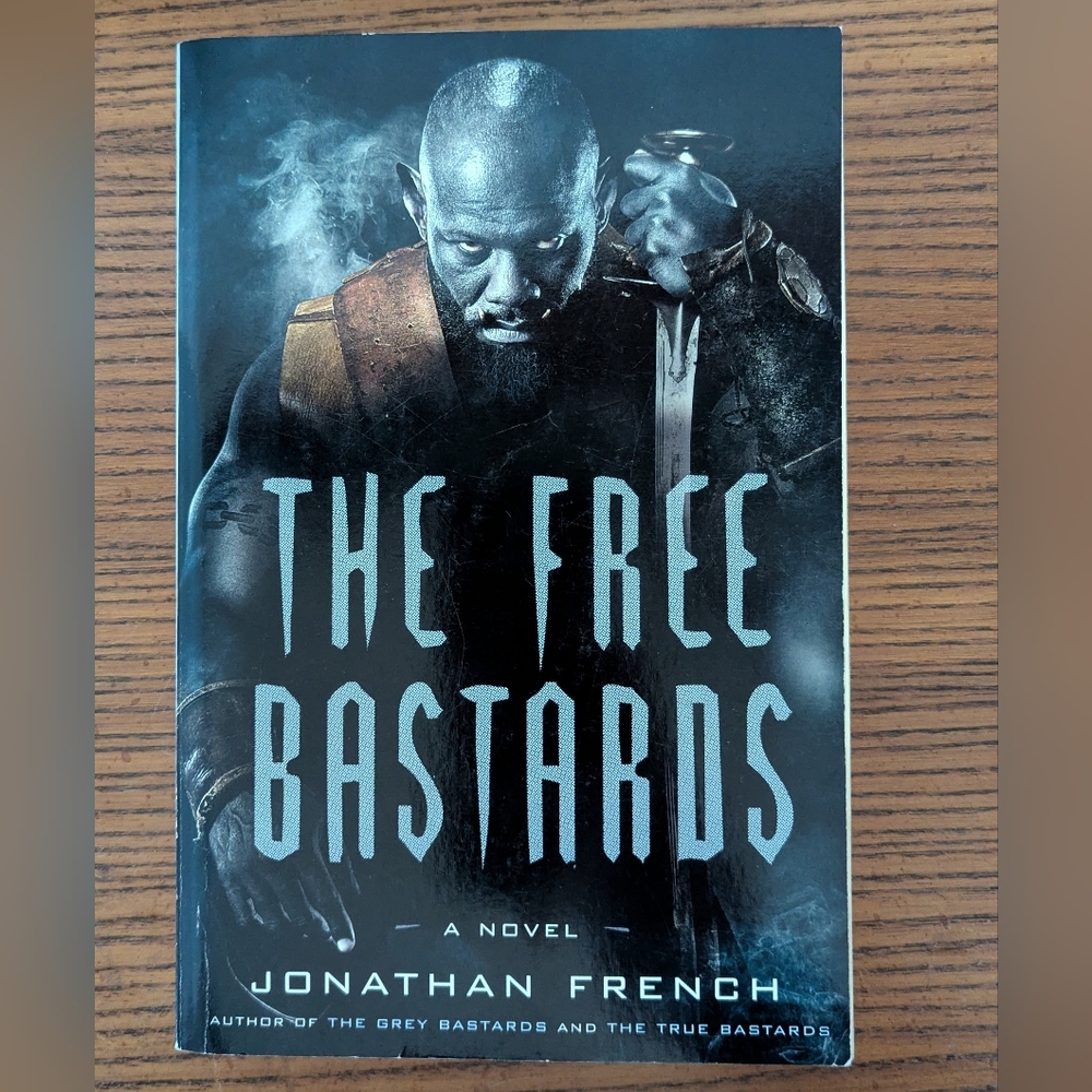 4/$10 📚 The Free Bastards Novel